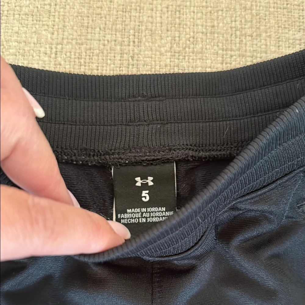 Under Armour Black Tapered Sweatpants - Picture 2 of 3